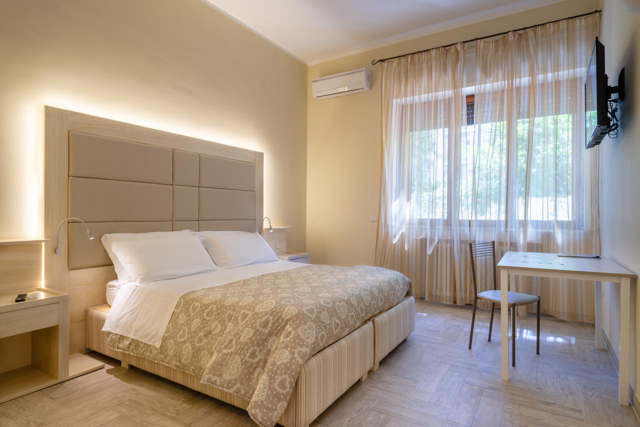 Villa Domus Salento Suites & Rooms Con Parcheggio Privato In Loco Lecce Zewnętrze zdjęcie